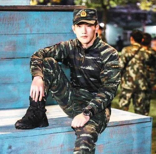 何捷队友爆料视频最新,最新爆料视频背后的惊人真相  第3张